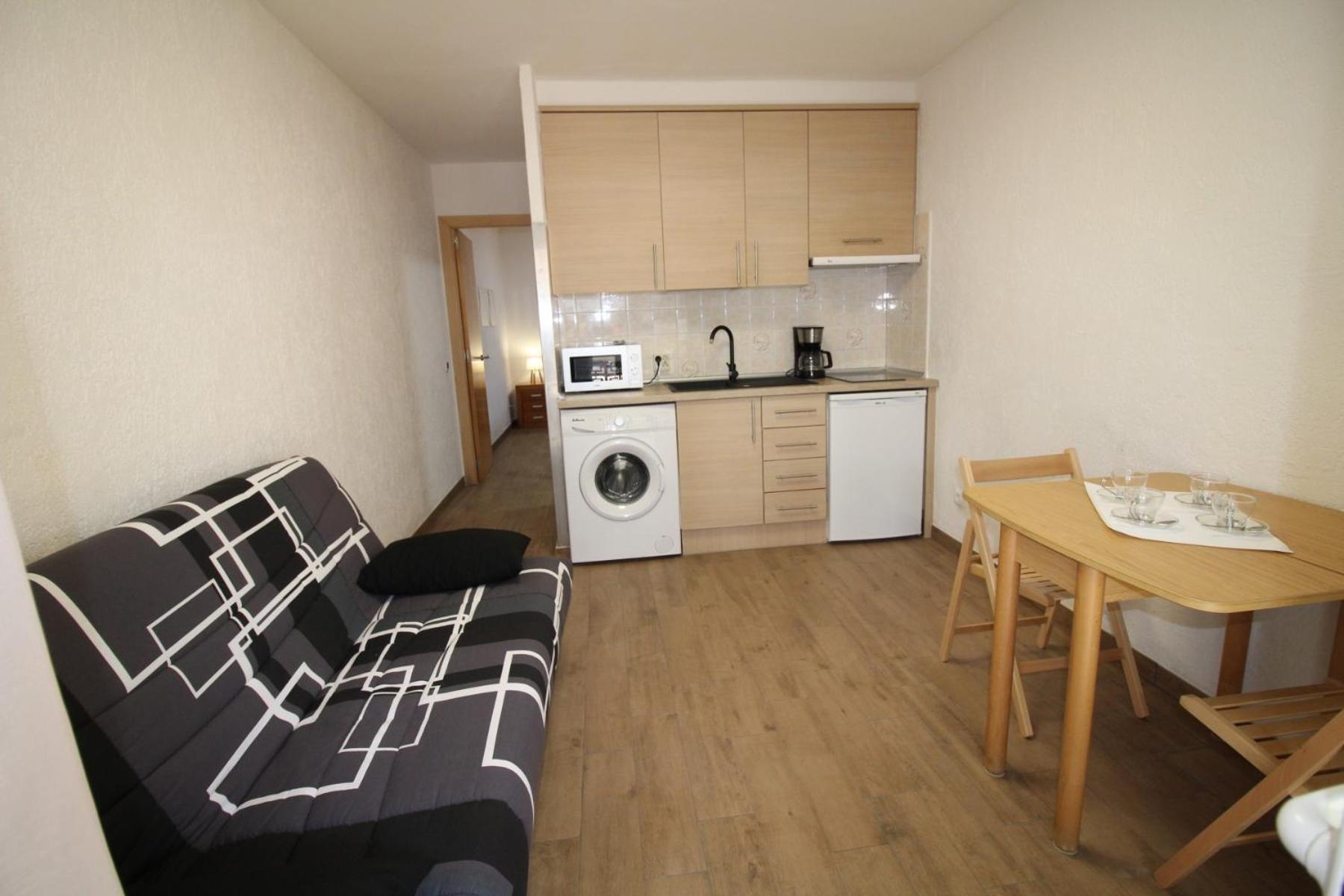 Appartement Situe A 100 M De La Plage 艾姆布里亚布拉瓦 外观 照片